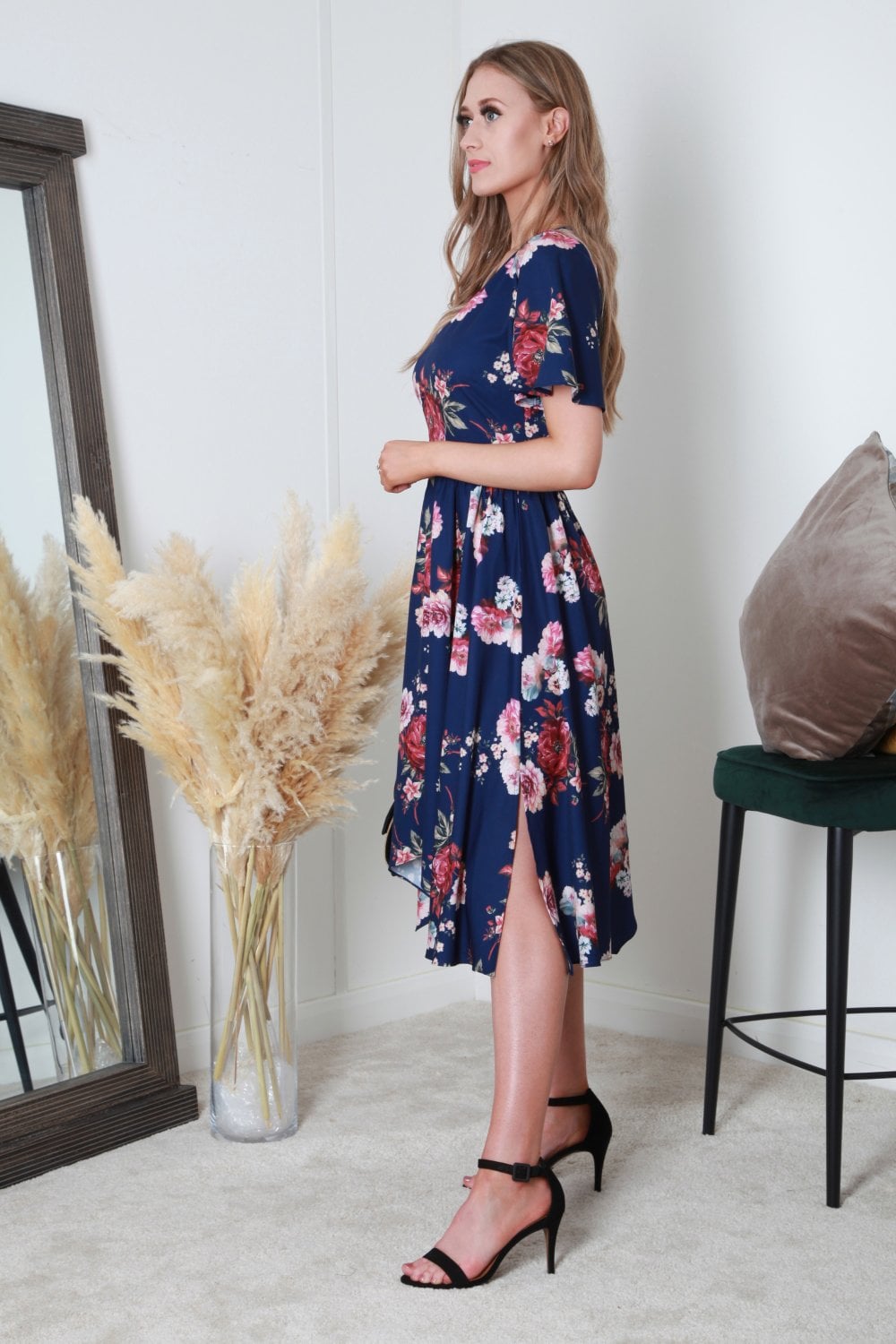 V-Neck Hanky Hem Pleated Floral Dress by Double Second