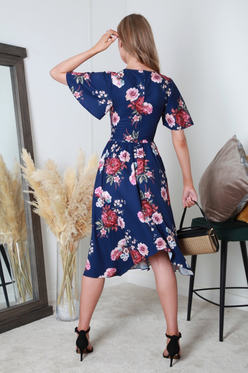 V-Neck Hanky Hem Pleated Floral Dress by Double Second